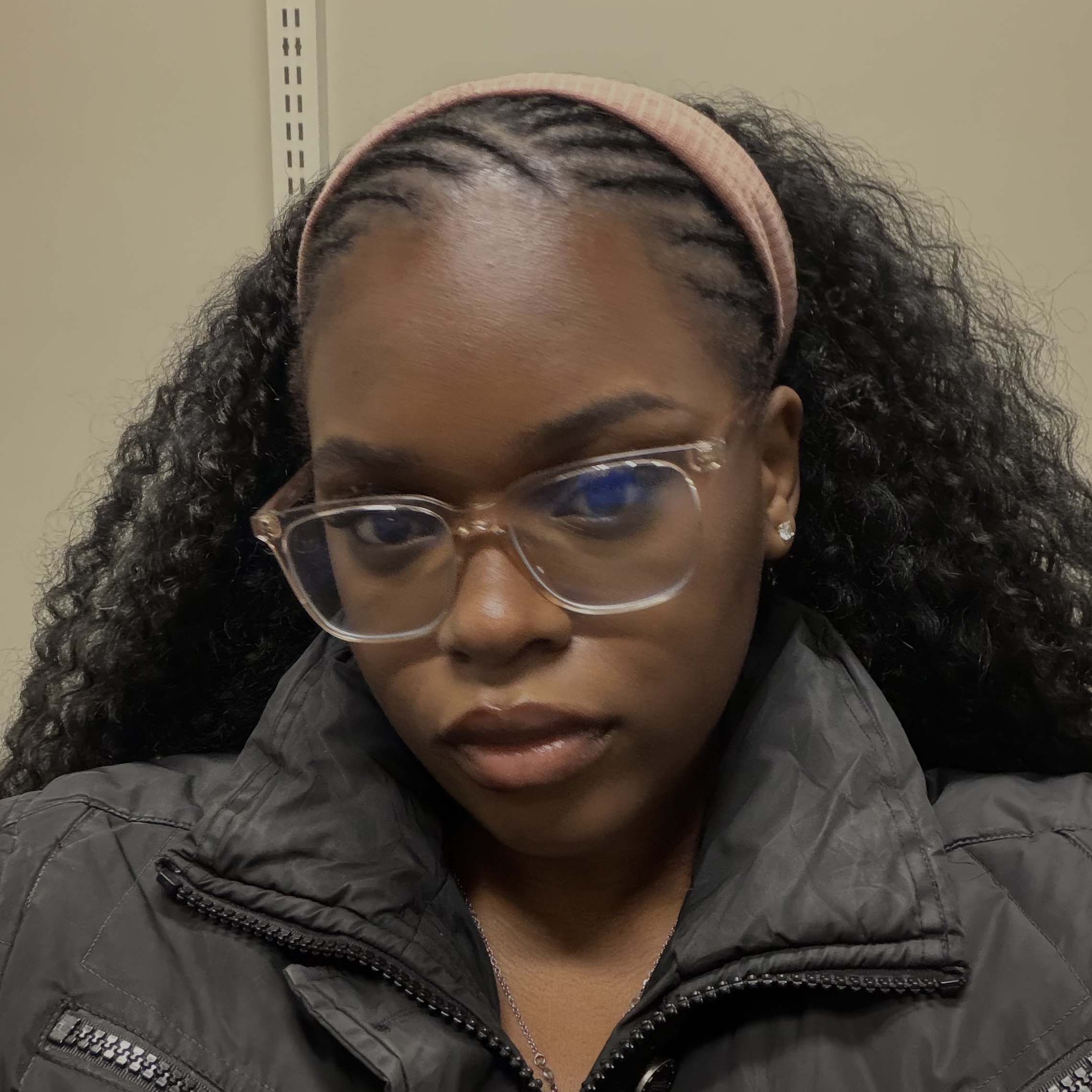 Zoe Abiagom